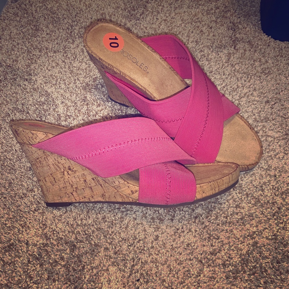 Wedge sandals